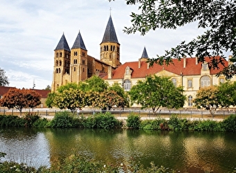Basilique du Sacré-Coeur - PARAY-LE-MONIAL